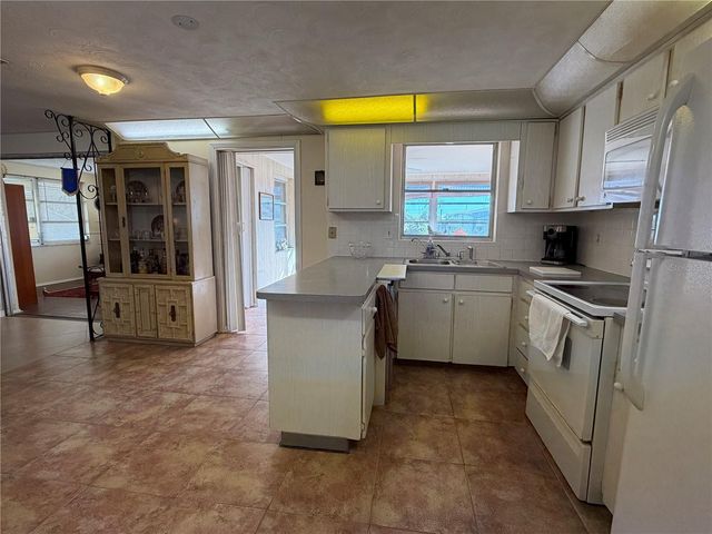 3914 CARIOCA, Holiday, FL 34691