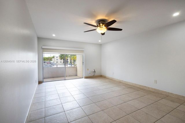 7747 SW 86th St D-205, Miami, FL 33143