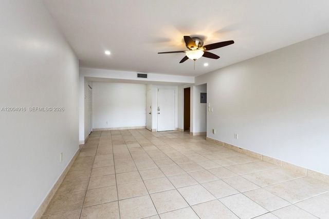 7747 SW 86th St D-205, Miami, FL 33143