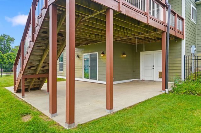 800 CUTTERS CORNER LN, Columbia, MO 65201