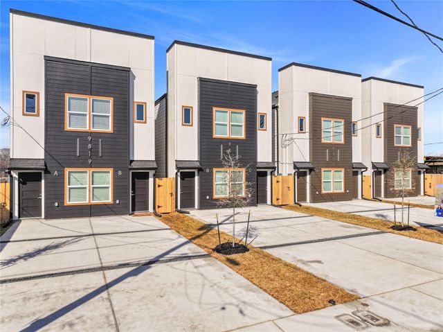 9819 Turnbow A-B, Houston, TX 77029