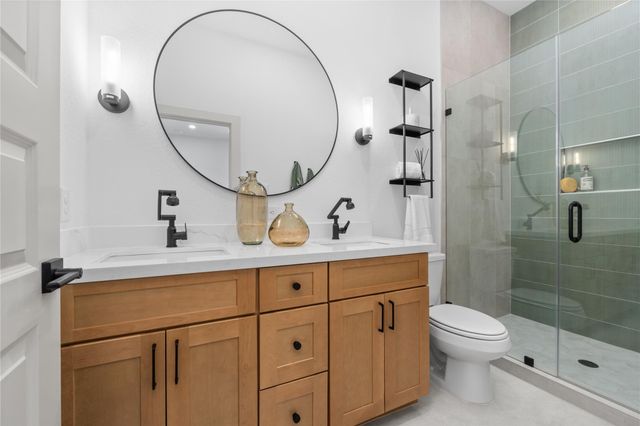 9819 Turnbow A-B, Houston, TX 77029