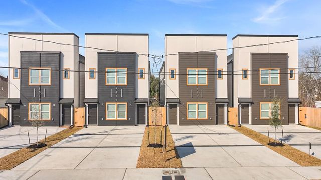 9819 Turnbow A-B, Houston, TX 77029
