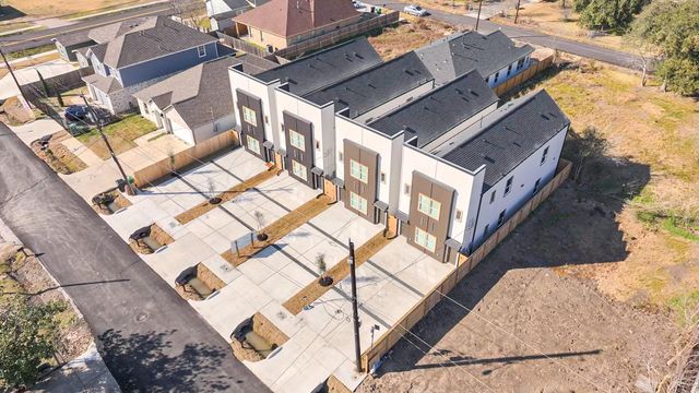 9819 Turnbow A-B, Houston, TX 77029