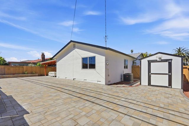 784 Orkney, Santa Clara, CA 95054