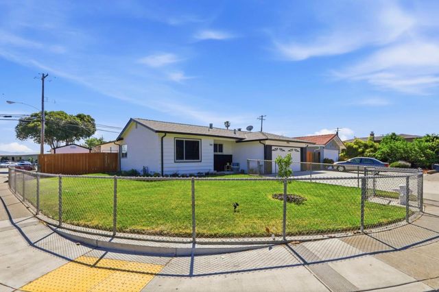 784 Orkney, Santa Clara, CA 95054