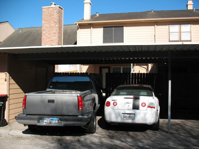 7700 Creekbend Drive 74, Houston, TX 77071