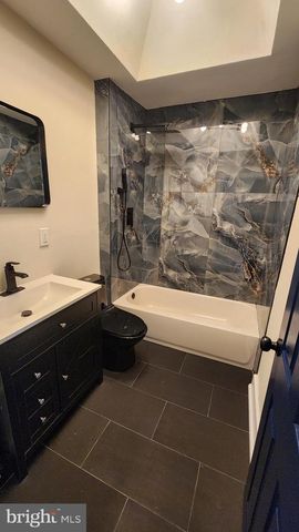 211 WRIGHT AVE, Darby, PA 19023