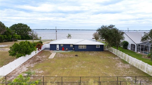 4600 Lakeview Drive, Sebring, FL 33870