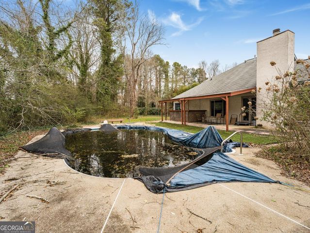 710 Friendship Ridge Court, Powder Springs, GA 30127