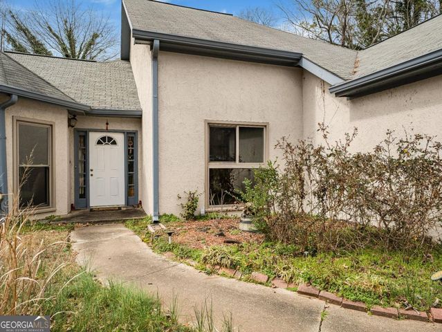 710 Friendship Ridge Court, Powder Springs, GA 30127