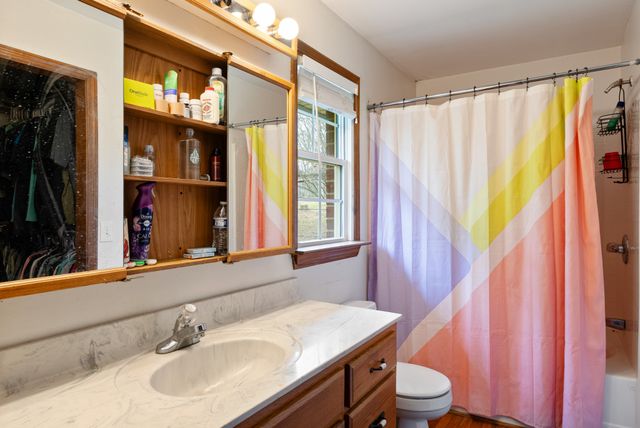 111 Patton Ln, Hendersonville, TN 37075