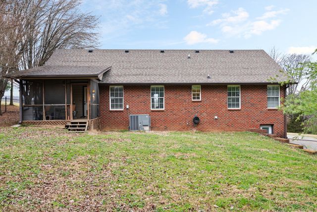 111 Patton Ln, Hendersonville, TN 37075