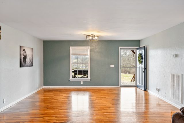 111 Patton Ln, Hendersonville, TN 37075