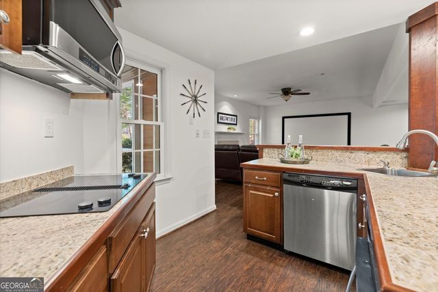 5620 Preserve Circle, Johns Creek, GA 30005