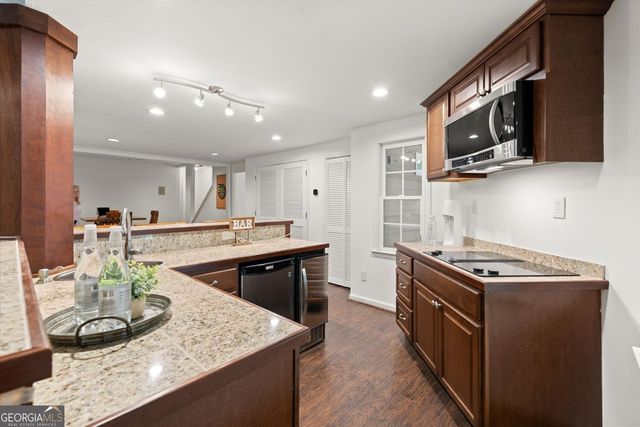 5620 Preserve Circle, Johns Creek, GA 30005