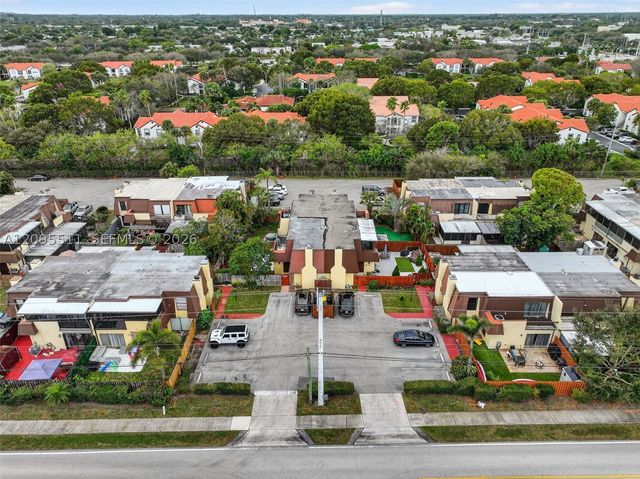 3516 Gardens East Dr A, Palm Beach Gardens, FL 33410