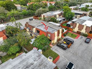 3516 Gardens East Dr A, Palm Beach Gardens, FL 33410