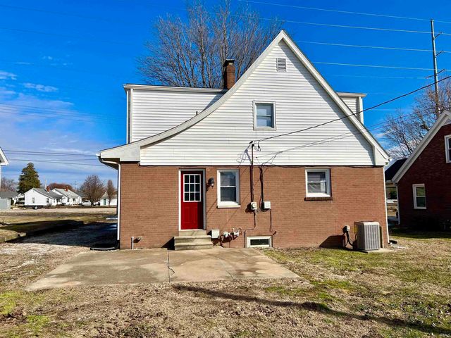 307 S Mccreary Street, Fort Branch, IN 47648