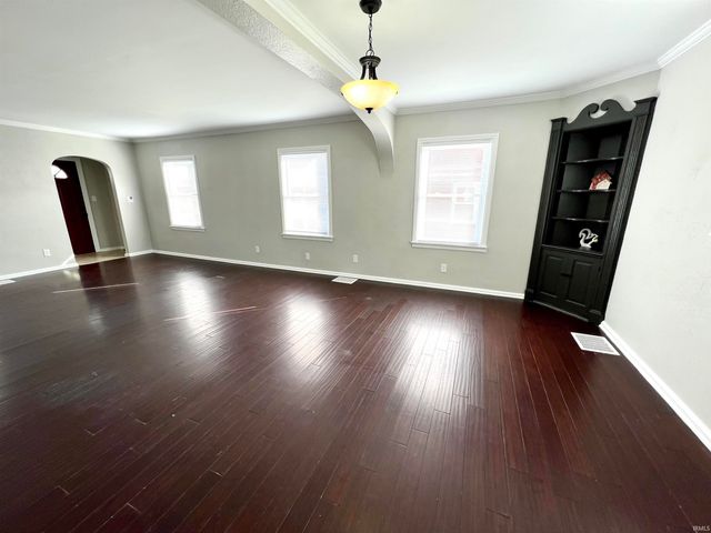 307 S Mccreary Street, Fort Branch, IN 47648