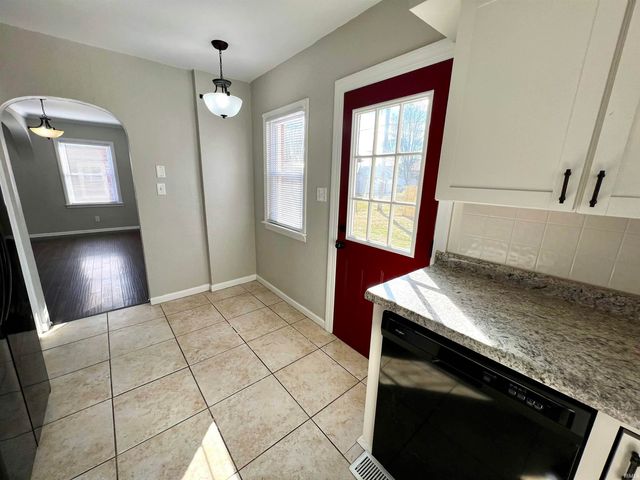 307 S Mccreary Street, Fort Branch, IN 47648