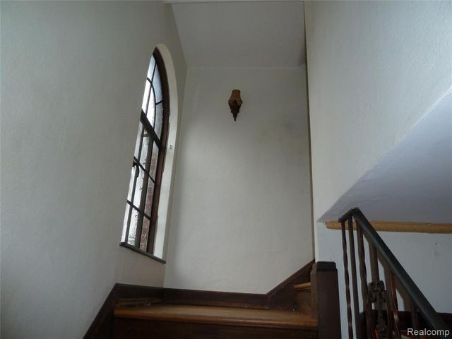 19925 Renfrew Road, Detroit, MI 48221