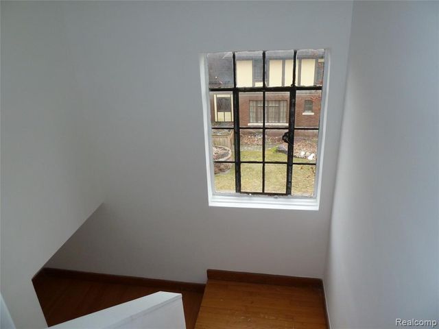 19925 Renfrew Road, Detroit, MI 48221