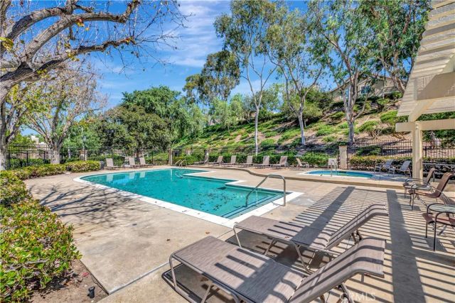 21156 River Glen 50, Lake Forest, CA 92630