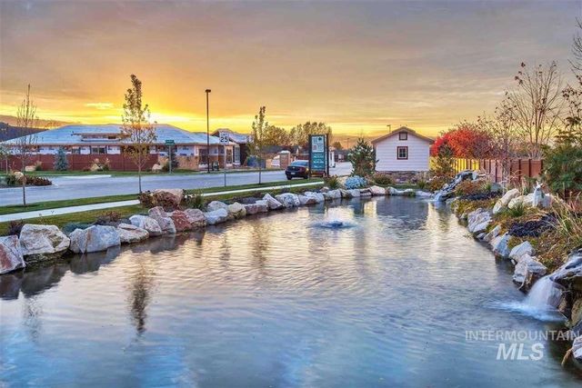 1505 E Summerplace Street, Meridian, ID 83646