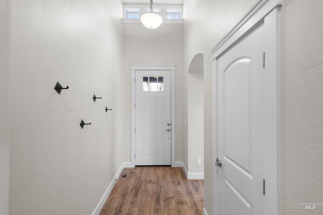 1505 E Summerplace Street, Meridian, ID 83646