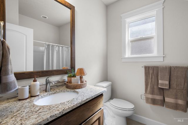 1505 E Summerplace Street, Meridian, ID 83646