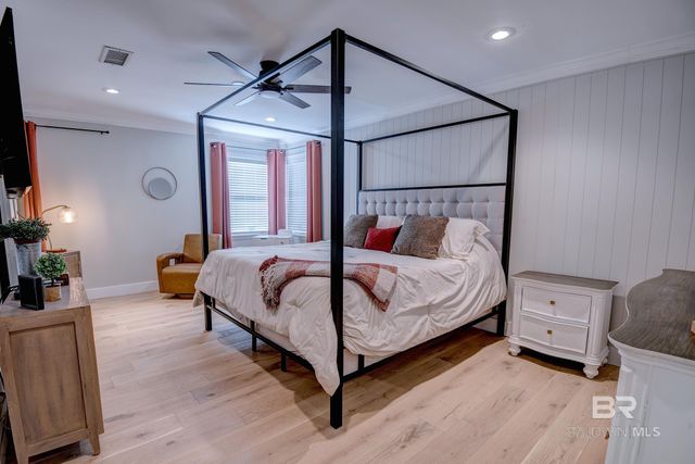 1349 W Fairway Drive, Gulf Shores, AL 36542