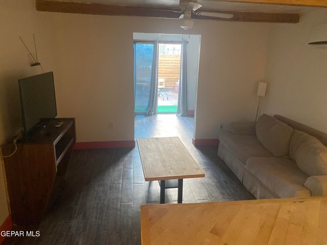 4004 Trowbridge Rear, El Paso, TX 79903