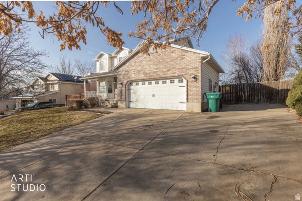 Image 39 of property listing at 1731 E 2825 N, Layton, UT 84040