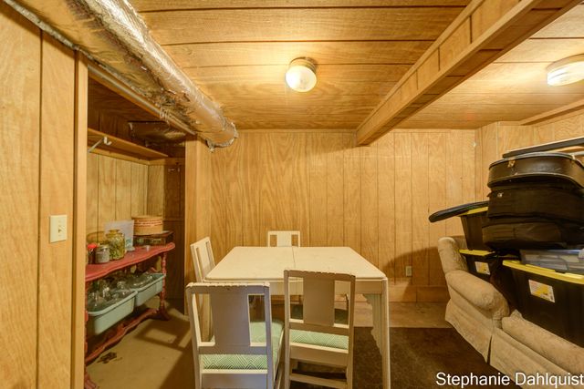 1922 Oak Avenue, North Muskegon City, MI 49445