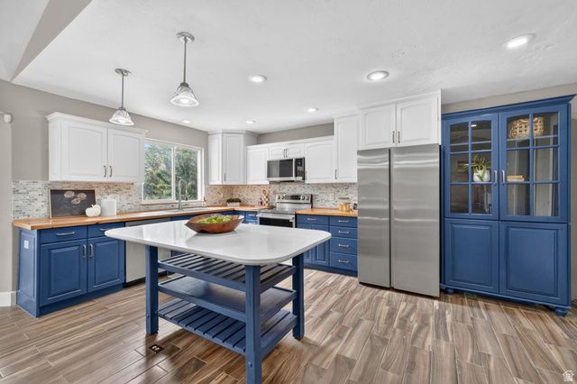 13981 S BARNEYS PEAK CIR, Herriman, UT 84096