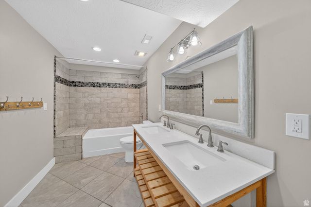 13981 S BARNEYS PEAK CIR, Herriman, UT 84096