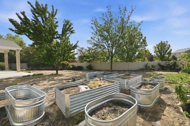 13981 S BARNEYS PEAK CIR, Herriman, UT 84096