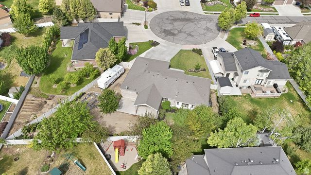13981 S BARNEYS PEAK CIR, Herriman, UT 84096