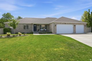 13981 S BARNEYS PEAK CIR, Herriman, UT 84096