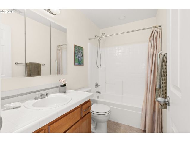 13385 Sw KINGSTON Pl, Portland, OR 97223