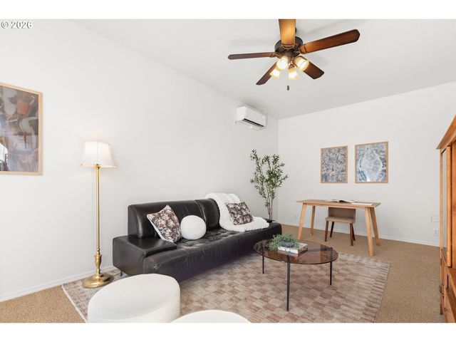 13385 Sw KINGSTON Pl, Portland, OR 97223