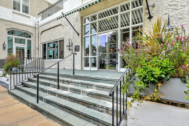 1 King Street 603, Charleston, SC 29401