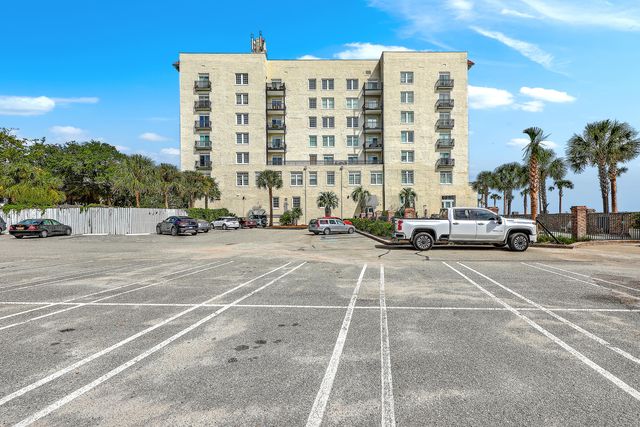 1 King Street 603, Charleston, SC 29401