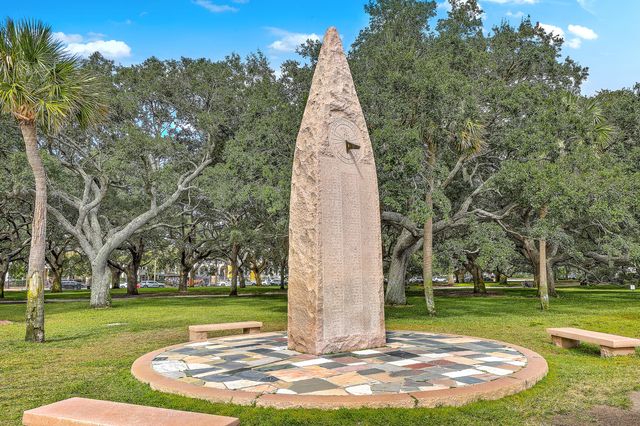 1 King Street 603, Charleston, SC 29401