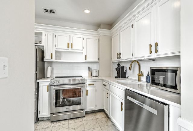 1 King Street 603, Charleston, SC 29401