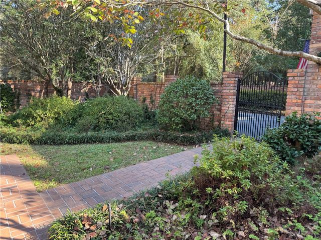 804 Cherokee Circle, Waycross, GA 31501