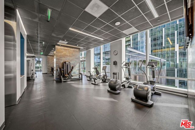 877 Francisco Street 1611, Los Angeles, CA 90017