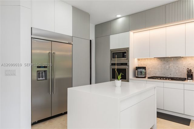 9529 Eden Roc Ct, Delray Beach, FL 33446