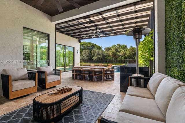 9529 Eden Roc Ct, Delray Beach, FL 33446